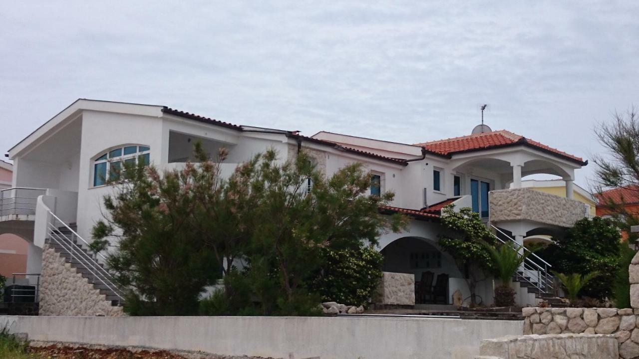 Ferienwohnung Vila Filipasic Vir Exterior foto