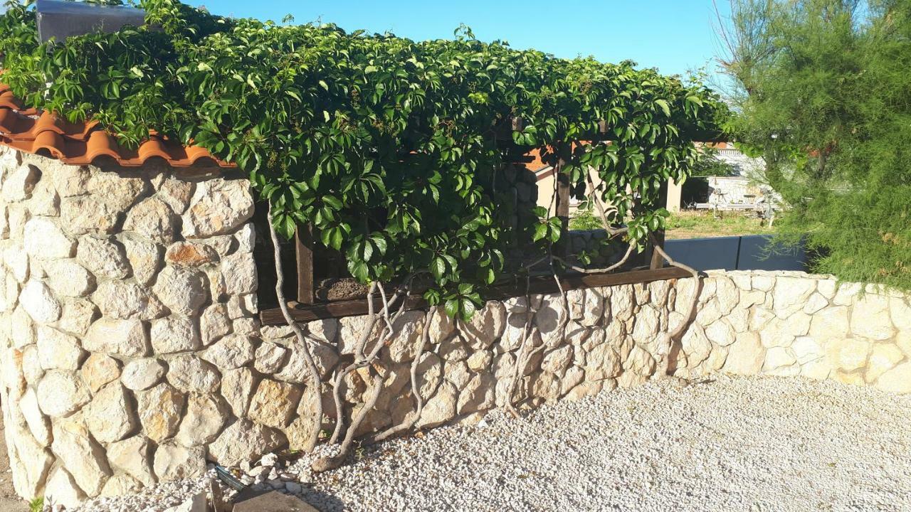 Ferienwohnung Vila Filipasic Vir Exterior foto